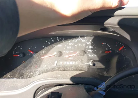 2006 Ford E-150 Chateau/Xl/Xlt z USA, uszkodzony, nr VIN 1FDRE11W46DB22617